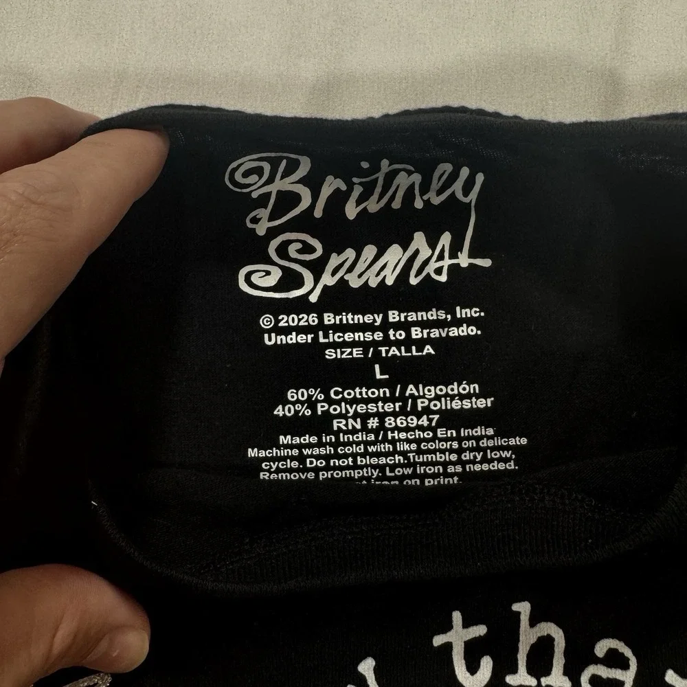 NEW Britney Spears Toxic Black Graphic Quote T-Shirt Original, Size L RN 86947
